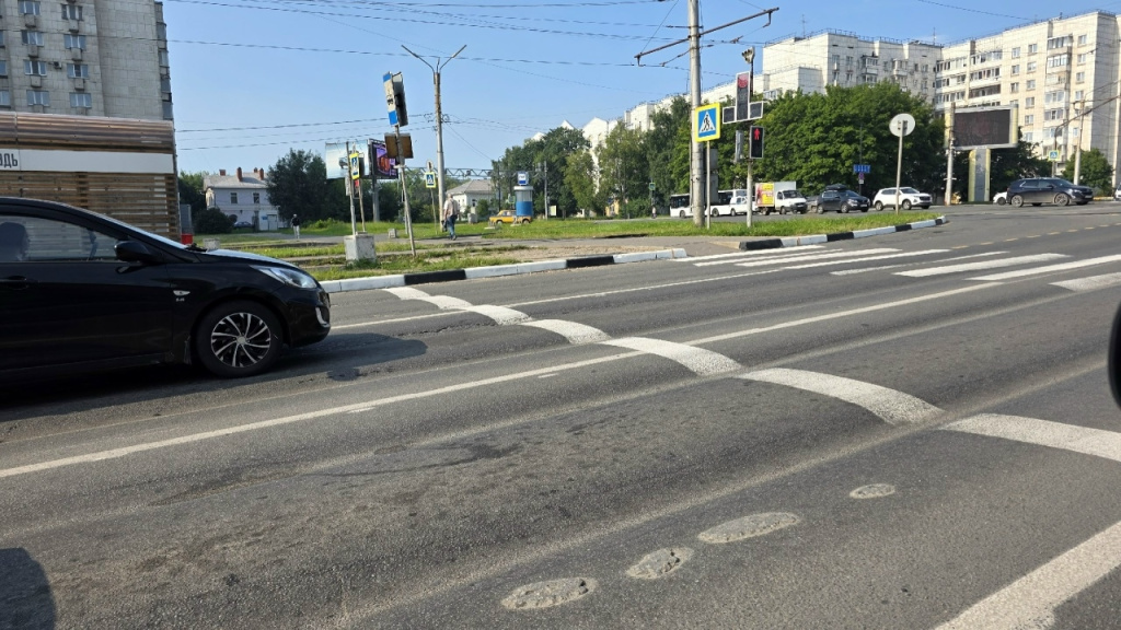 колея дорога Победы проспект.jpg